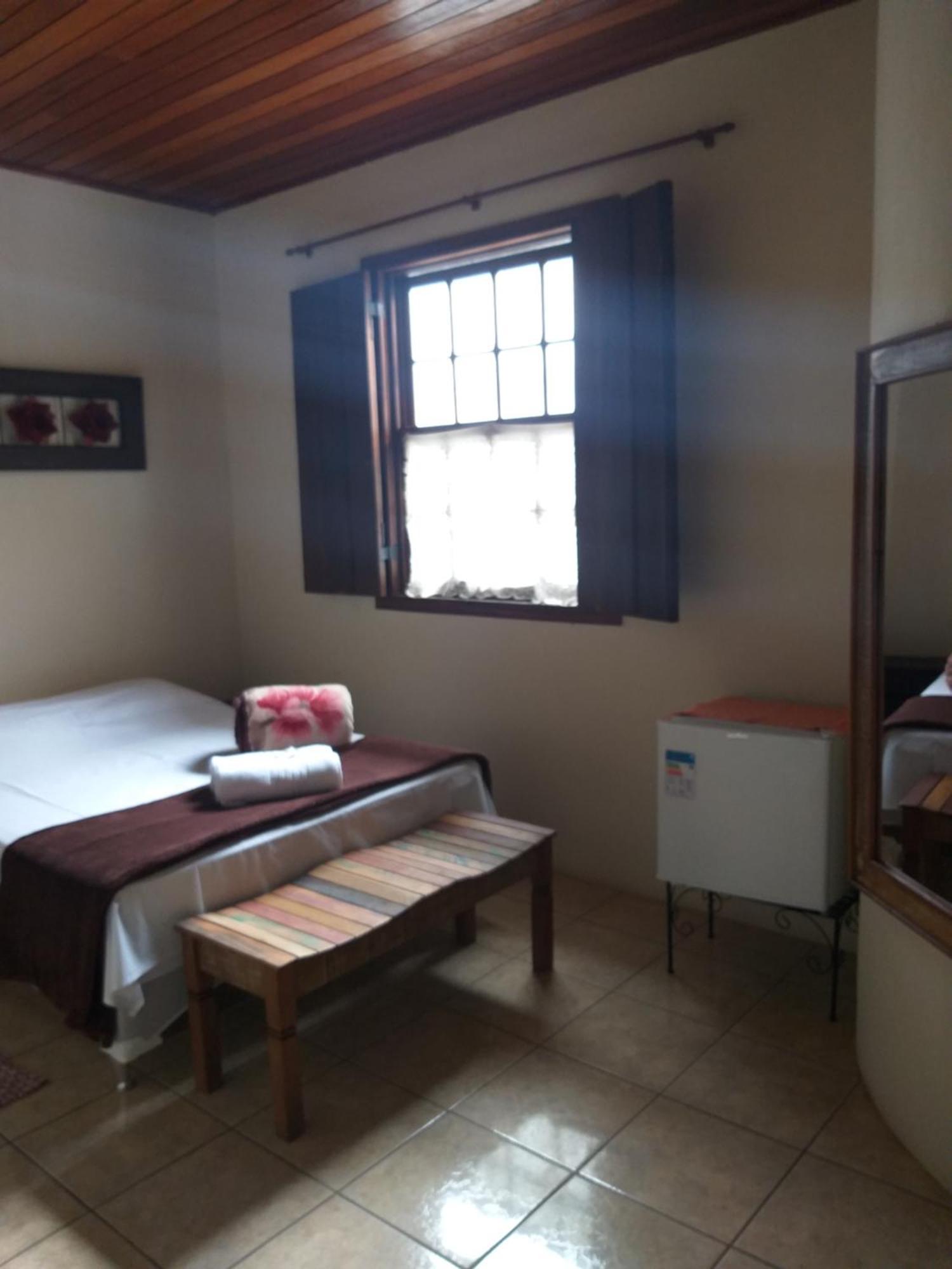 Suites Doce Jasmim Tiradentes Ruang foto